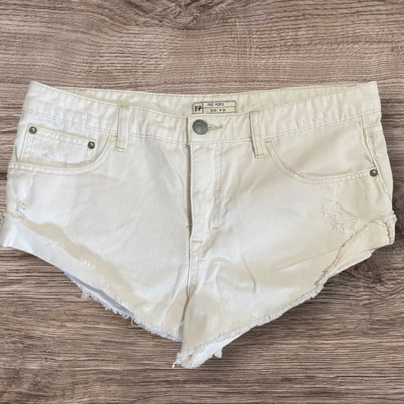 Free People Bone Color Shorts Size 29 - Picture 1 of 9